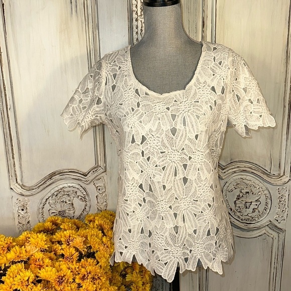 Japna Tops - Japna Cotton Blend Heavy White Lace High Neck Short Sleeve Top Size Size Med